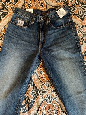 New with tags mens CINCH jeans silver label, slim fit SIZE 32x34